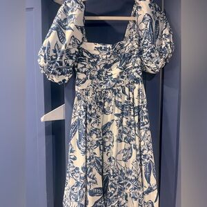 A&F Emerson Poplin Puff Sleeve Dress - Blue & White Floral - NWT - Petite xSmall